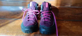 Botas de montaña Quechua impermeables T 38