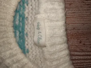 Pantalones vaqueros acampanados con flecos