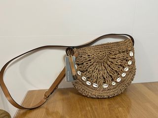 Bolso Parfois tejido conchas nuevo