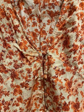 Blusa Zara floral manga corta