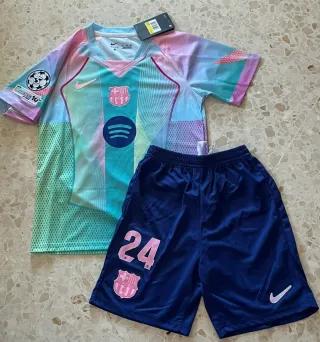 Equipación FC Barcelona Niñ@ Talla 4