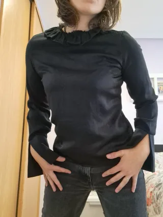 Blusa Zara Gótica Volantes Manga Acampanada M