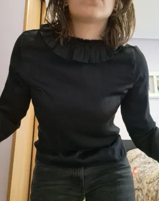 Blusa Zara Gótica Volantes Manga Acampanada M