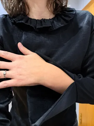 Blusa Zara Gótica Volantes Manga Acampanada M