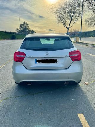 Mercedes-Benz Clase A220