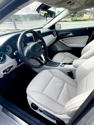 Mercedes-Benz Clase A220