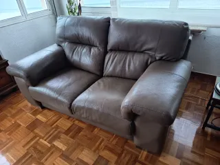 Sofá de 3 y 2 plazas de cuero