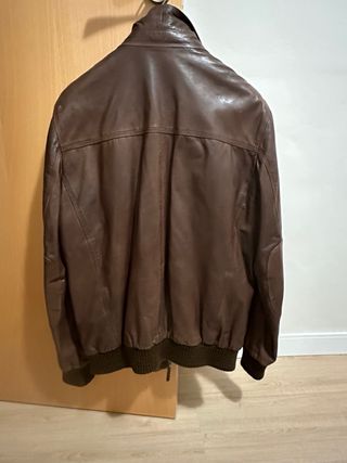 Cazadora de piel marrón Talla 50-52