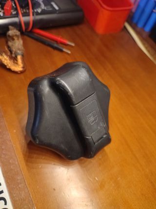 Tapón depósito combustible camión