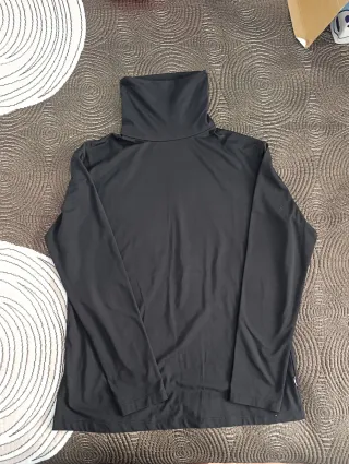 Conjunto 2 Camisetas Cuello Alto Talla M