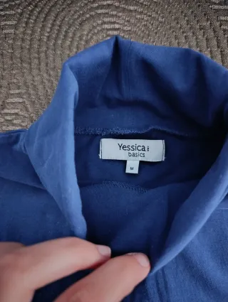 Conjunto 2 Camisetas Cuello Alto Talla M