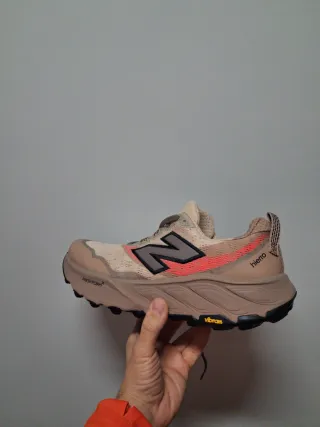 New Balance Fresh Foam X Hierro v9 Talla 41.5