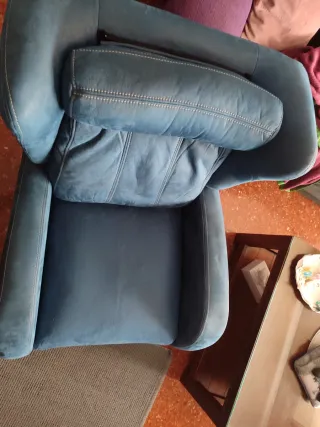 Sillón  orejero comodísimo reclinable y giratorio