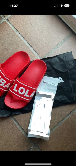 Chanclas Bimba y Lola Rojas y Blancas