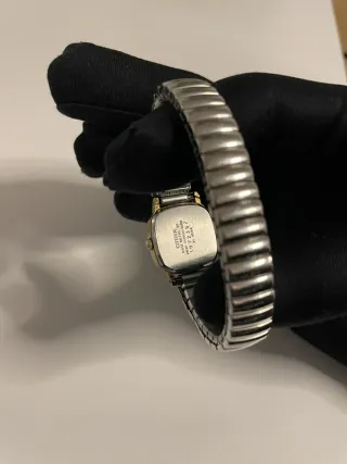 Reloj Citizen Vintage Oro y Plata