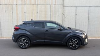 Toyota C-HR  11/2019