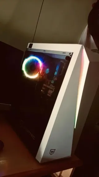 PC Gaming Portec con RGB