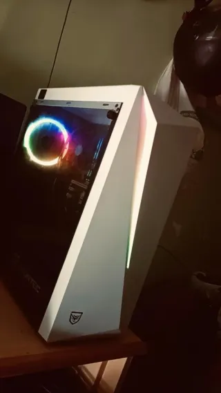 PC Gaming Portec con RGB