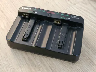 Cargador Doble Batería Canon LC-E4