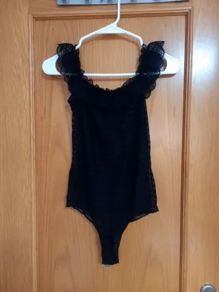 Body transparente con encaje