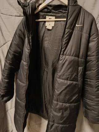 Chaqueta Nike Negra con Capucha