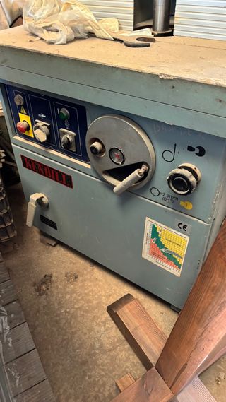 Fresadora tupi Kenbill