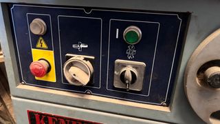 Fresadora tupi Kenbill