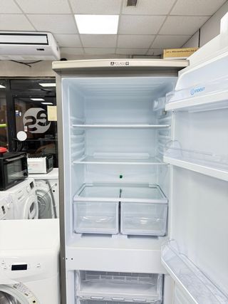 Nevera Indesit + Lavadora Candy 7kg