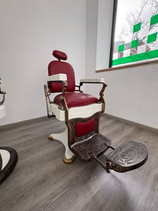 Sillón de barbería antiguo Triumph