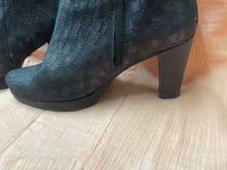 Botín piel negro tacón