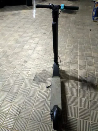 NO FUNCIONA!! BATERIA NUEVA, RUEDAS NUEVAS