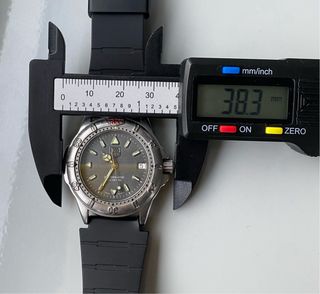 TAG Heuer Professional 200 Meters Reloj