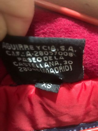 Chaqueta deportiva John Smith roja y negra