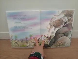 Libro infantil  Empanada de mamut (Spanish Edition