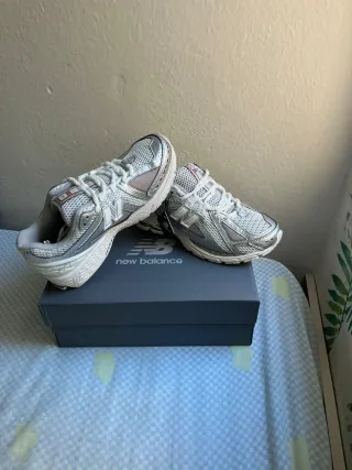 New Balance 1906R Plata/Blanco