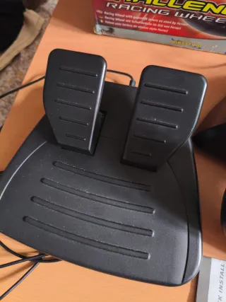 Volante Thrustmaster Challenge Racing Wheel PS2