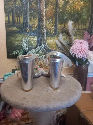 Sandalias plateadas de tacón