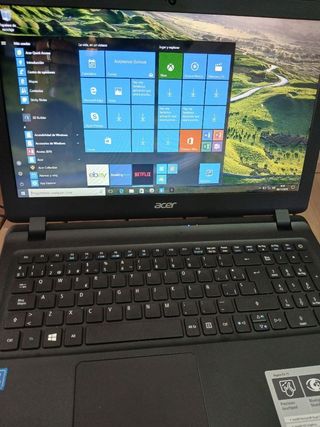 Acer Aspire ES 15 Laptop 15.6 HD Nero