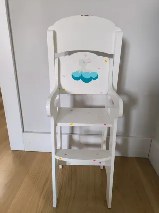 Trona de juguete de madera