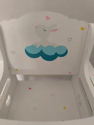 Trona de juguete de madera