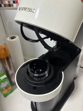 Cafetera Nespresso Vertuo Next