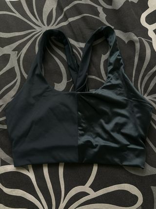 Top deportivo Dash & Stars brillo y mate