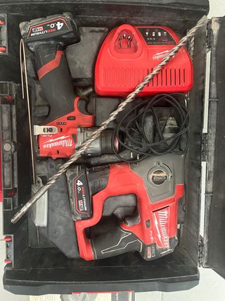 Taladro+Atornillador Milwaukee M12