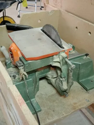 Sierra de mesa para madera