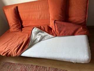 Divano letto Ikea 150cm in tessuto arancione/beige