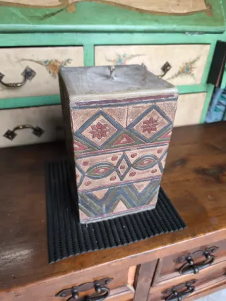 Vela grande decorativa antigua