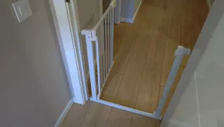 Barrera seguridad niños/mascotas blanca