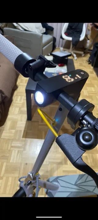 Patinete Eléctrico Casi Nuevo