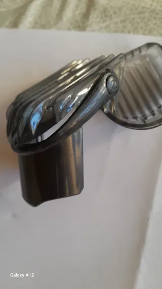 Peines para cortapelos (negro y plateado)