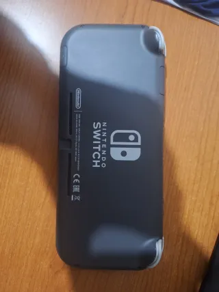 Nintendo Switch Lite Grigio + Custodia